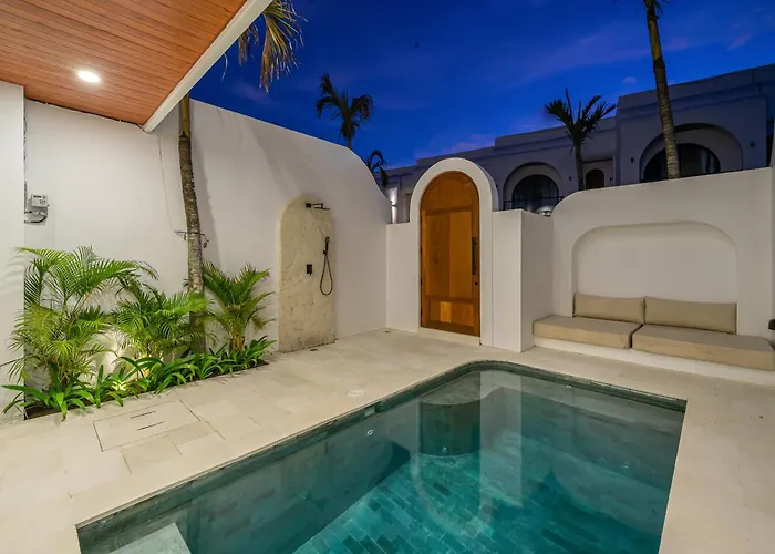 Nuve - Chic 2br Mediterranean Pool In Pererenan