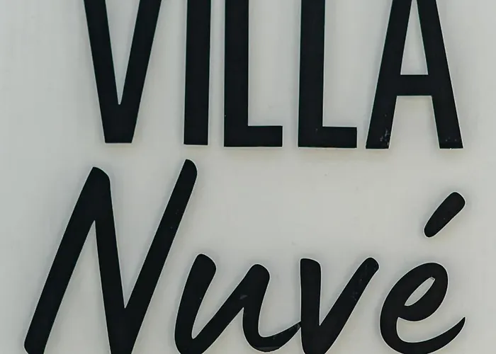 Nuve - Chic 2br Mediterranean Pool In Pererenan