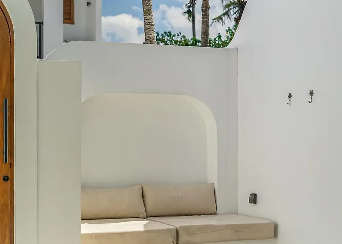 Nuve - Chic 2br Mediterranean Pool In Pererenan ヴィラ *
