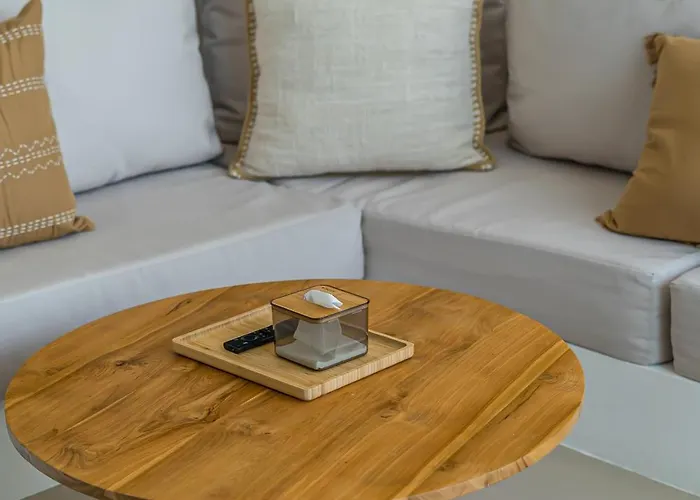Nuve - Chic 2br Mediterranean Pool In Pererenan チャングー