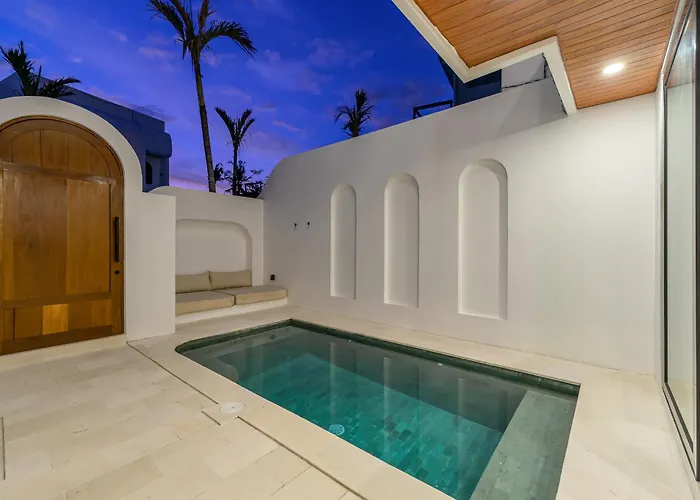 Nuve - Chic 2br Mediterranean Pool In Pererenan ヴィラ